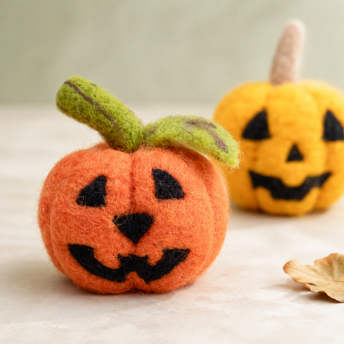 2-Piece Felt Jack-O’-Lantern Pumpkin Set – Light & Dark Orange Halloween Decor