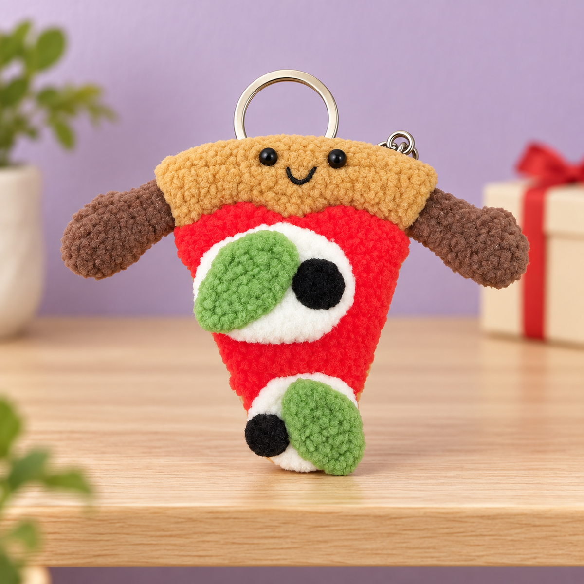 Cute Plush Pizza Keychain & Bag Charm – Kawaii Food Accessory with Smiling Face