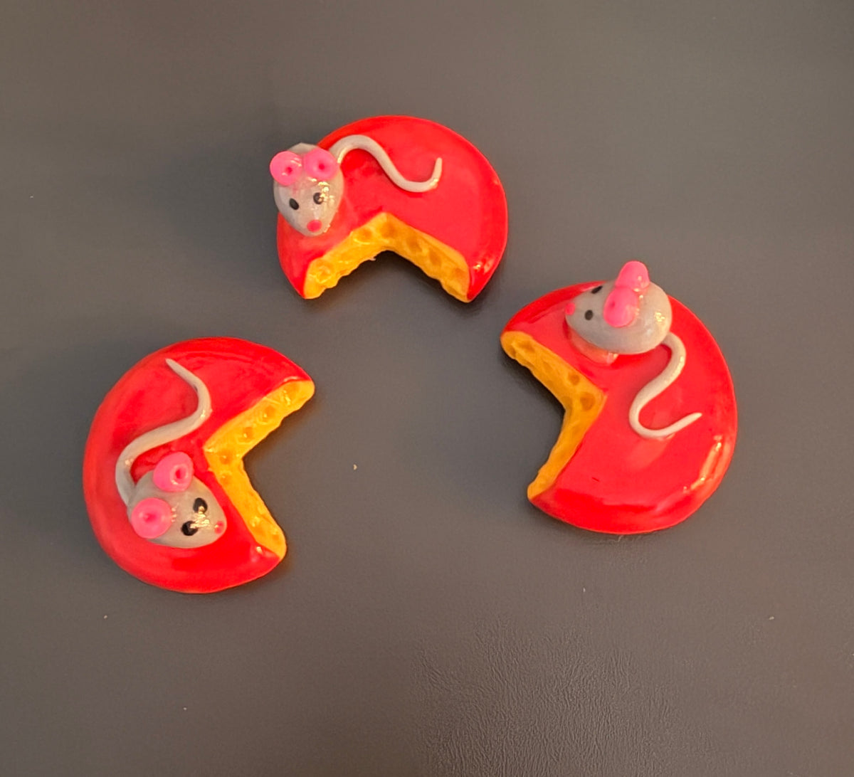 Mouse & Cheese Animal Motif Magnetic Refrigerator Magnet