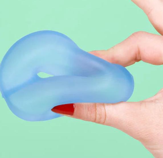 SPEKS Donut-Shaped Fidget Toy - Soft, Satisfying Squish, Compact Anxiety Relief Toy for 12 Years Above squishy stress, Squishies Toys, Velvet-Like, Fidget Toys, Sensory Fidget Stress Relief Toys