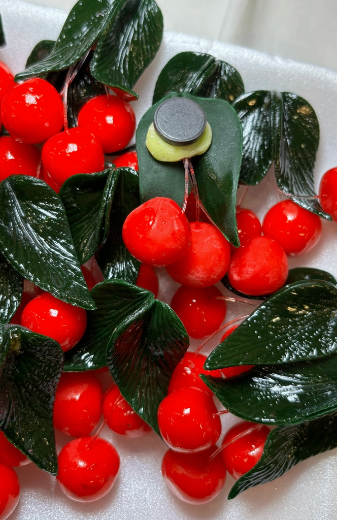 Realistic 3D Cherry Refrigerator Magnet – Cute Fruit Kitchen Décor