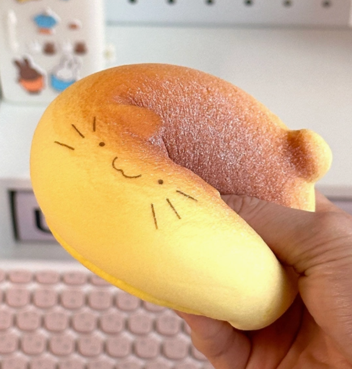 Kawaii Cat Bread Squishy – Jumbo Slow Rising Sensory Toy