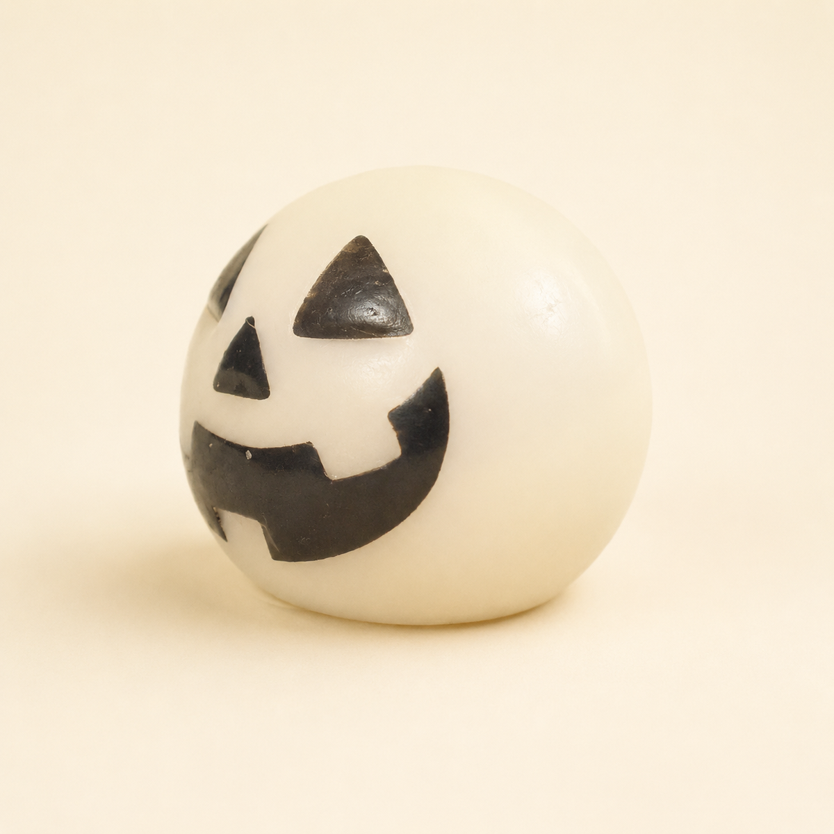 Glow-in-the-Dark Jack-O’-Lantern Squishy – Halloween Pumpkin Squishy Toy
